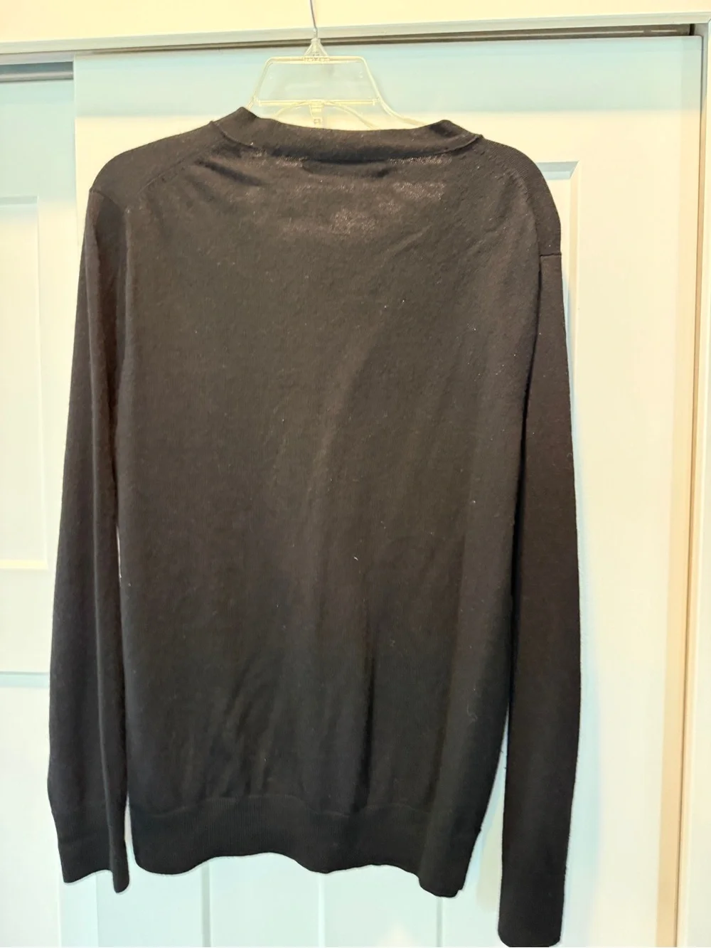 J Crew Men's Merino Wool Black V-Neck Button Cardigan Sweater-size M